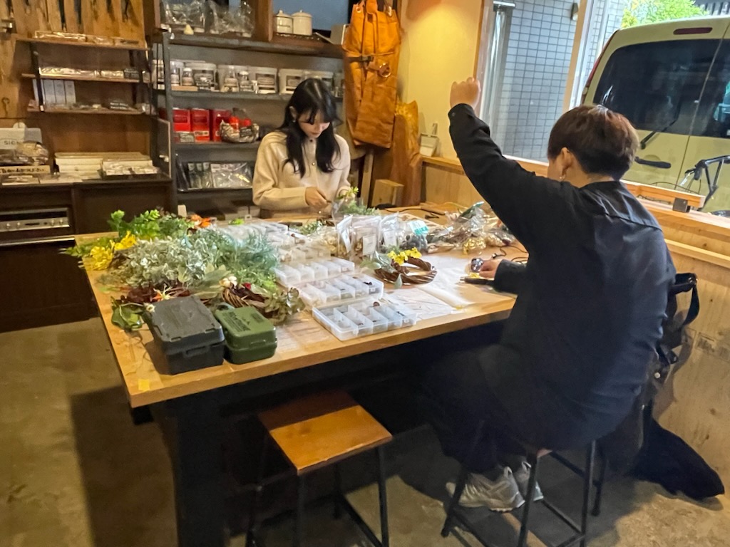 京都遊び場，リースづくりワークショップ京都